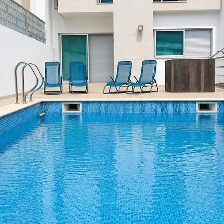 Mansion With Swimming Pool, Pool Table & Grillarea Villa