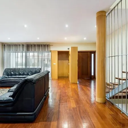 Mansion With Swimming Pool, Pool Table & Grillarea Villa Braga
