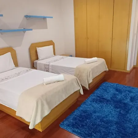 Villa Mansion With Swimming Pool, Pool Table & Grillarea Braga