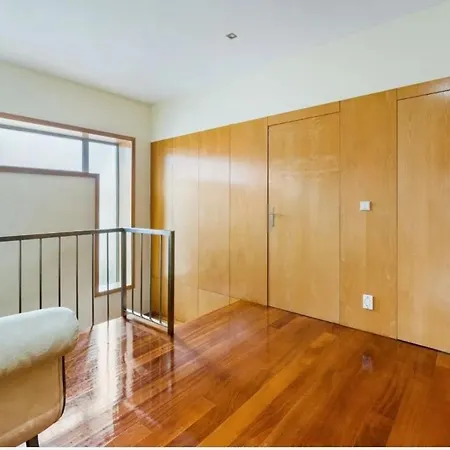 Mansion With Swimming Pool, Pool Table & Grillarea Braga