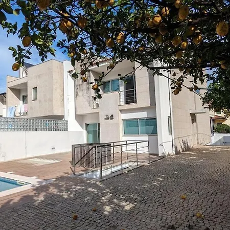 Mansion With Swimming Pool, Pool Table & Grillarea * Braga